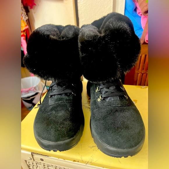 Columbia snow boots - Picture 2 of 6